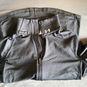 UA quarter zip with thumb holes